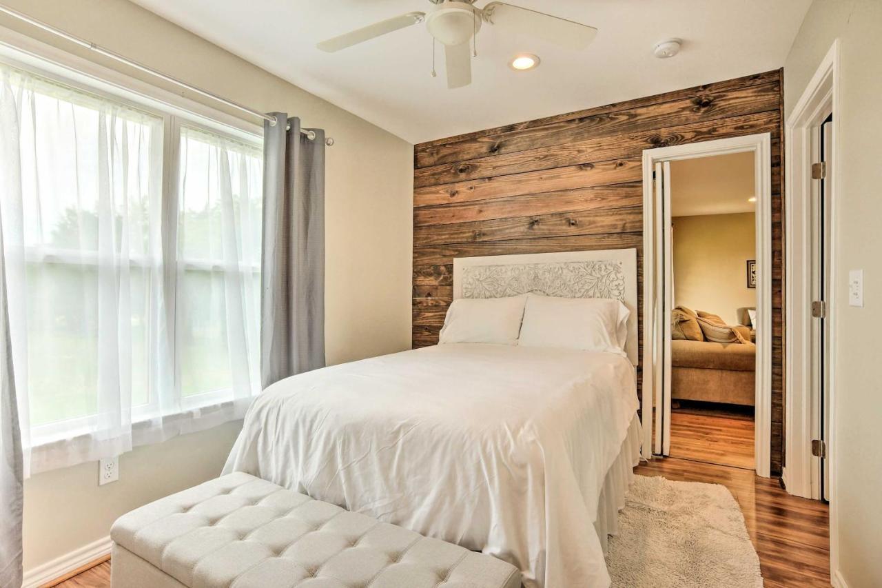 The Gathering Place Brenham Home On 6 Acres Esterno foto